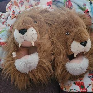 Vintage Ani-Mate Lion slippers